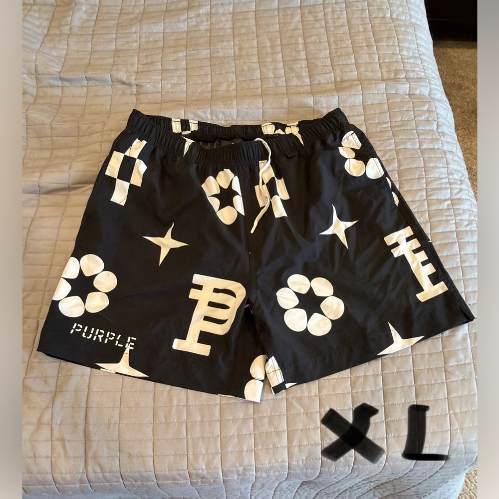 Purple Brand Men's Black/White Shorts